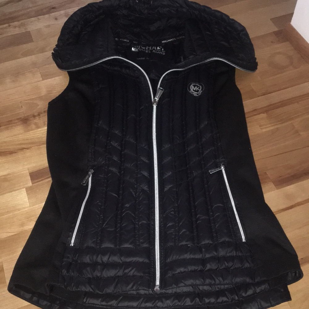 Black cowl neck Micheal Kors vest